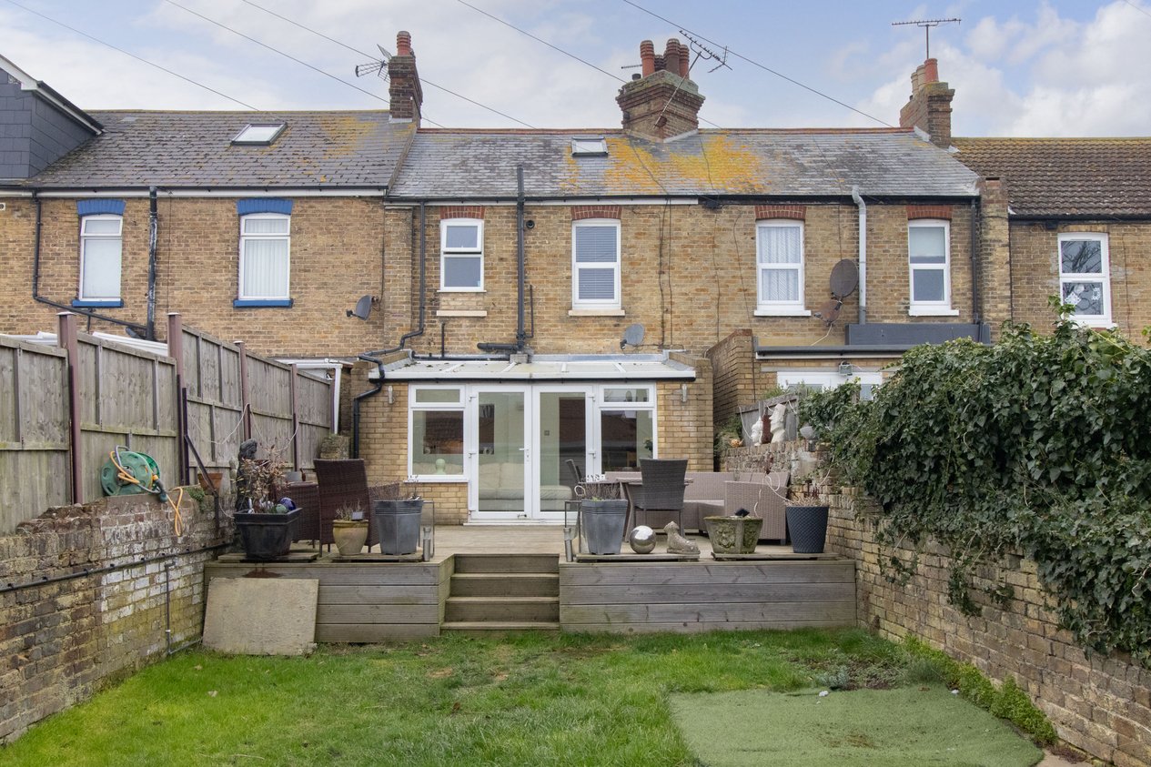 Properties For Sale in Victoria Avenue Westgate-on-Sea