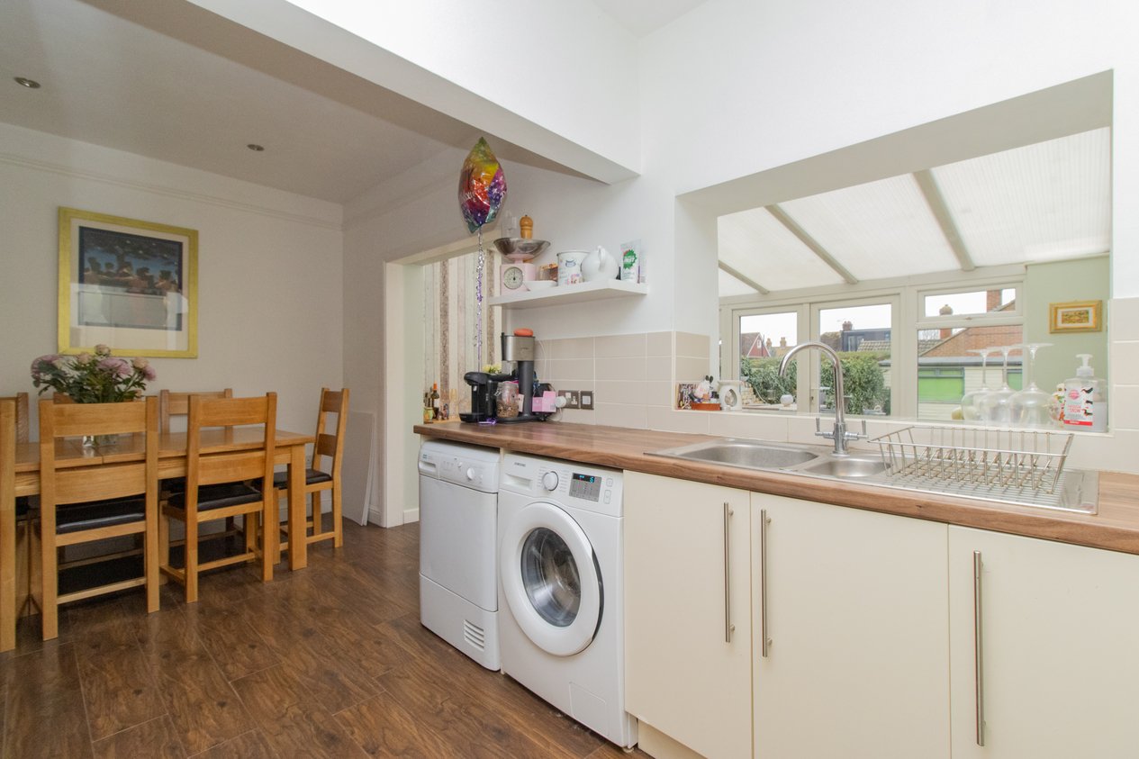 Properties For Sale in Victoria Avenue Westgate-on-Sea