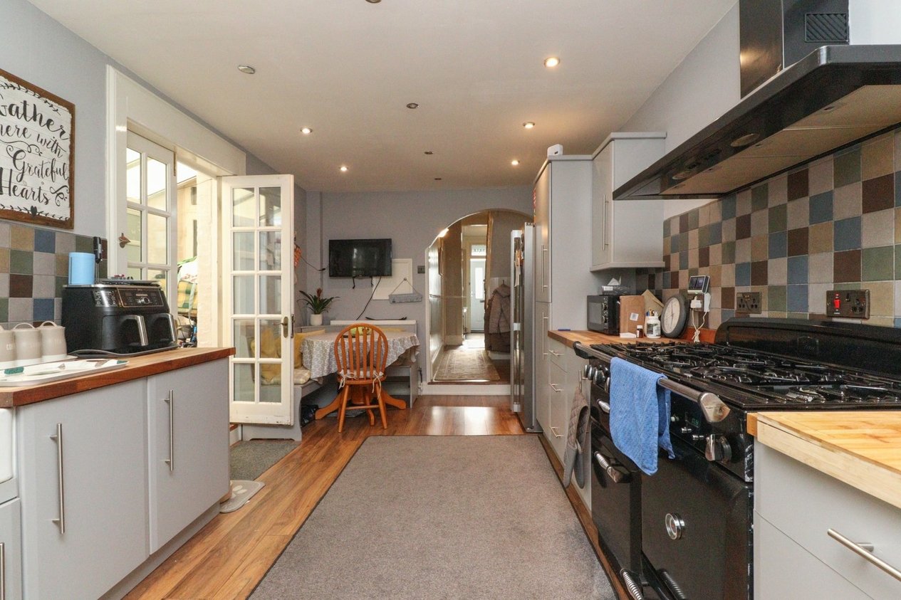 Properties For Sale in Victoria Avenue Westgate-on-Sea