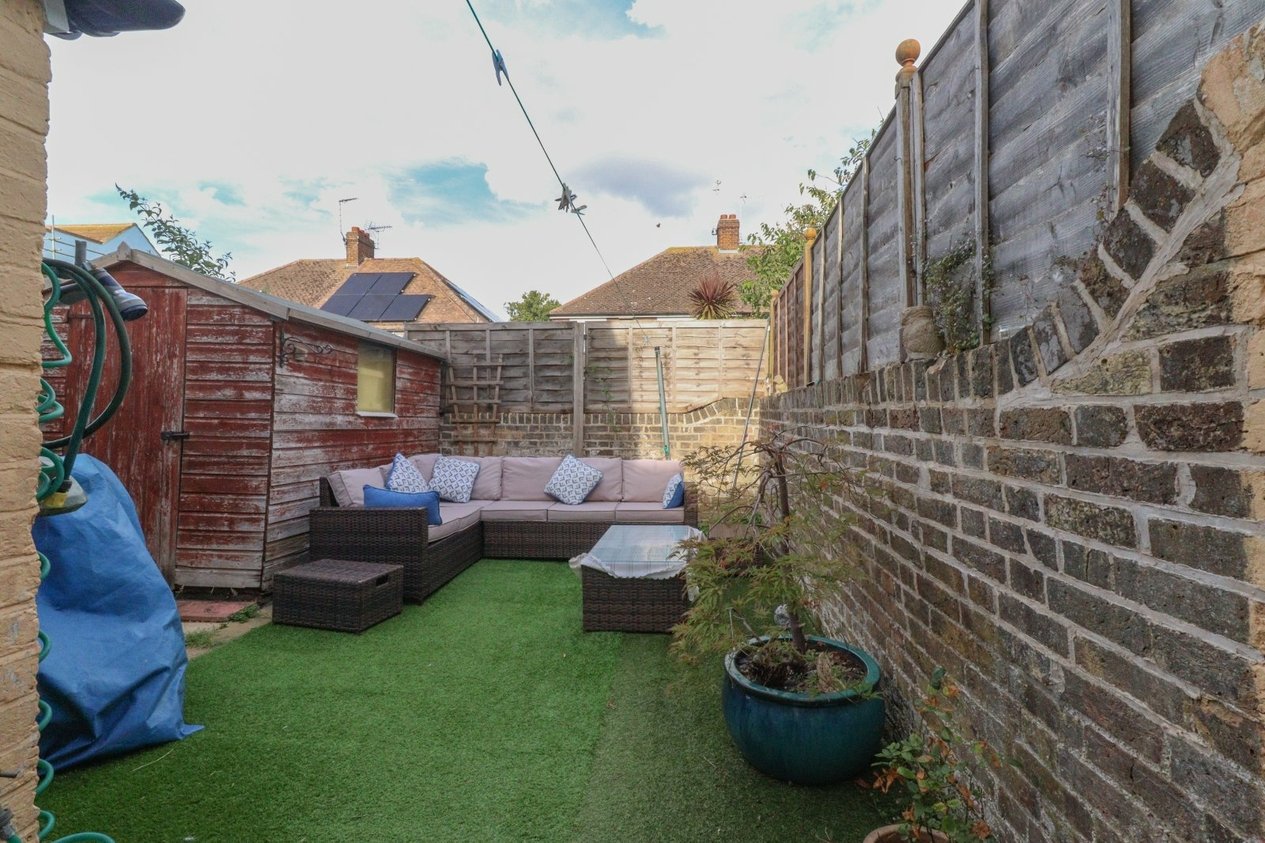 Properties For Sale in Victoria Avenue Westgate-on-Sea