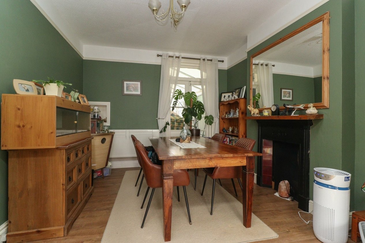 Properties For Sale in Victoria Avenue Westgate-on-Sea