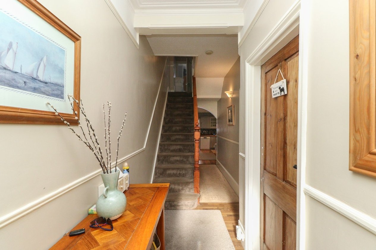 Properties For Sale in Victoria Avenue Westgate-on-Sea