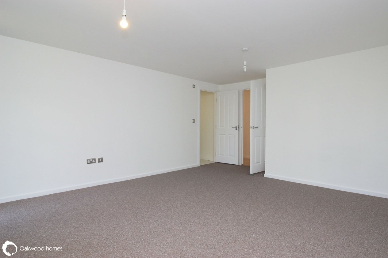 Properties Under Offer in Victoria Court Royal Sea Bathing , Canterbury Road