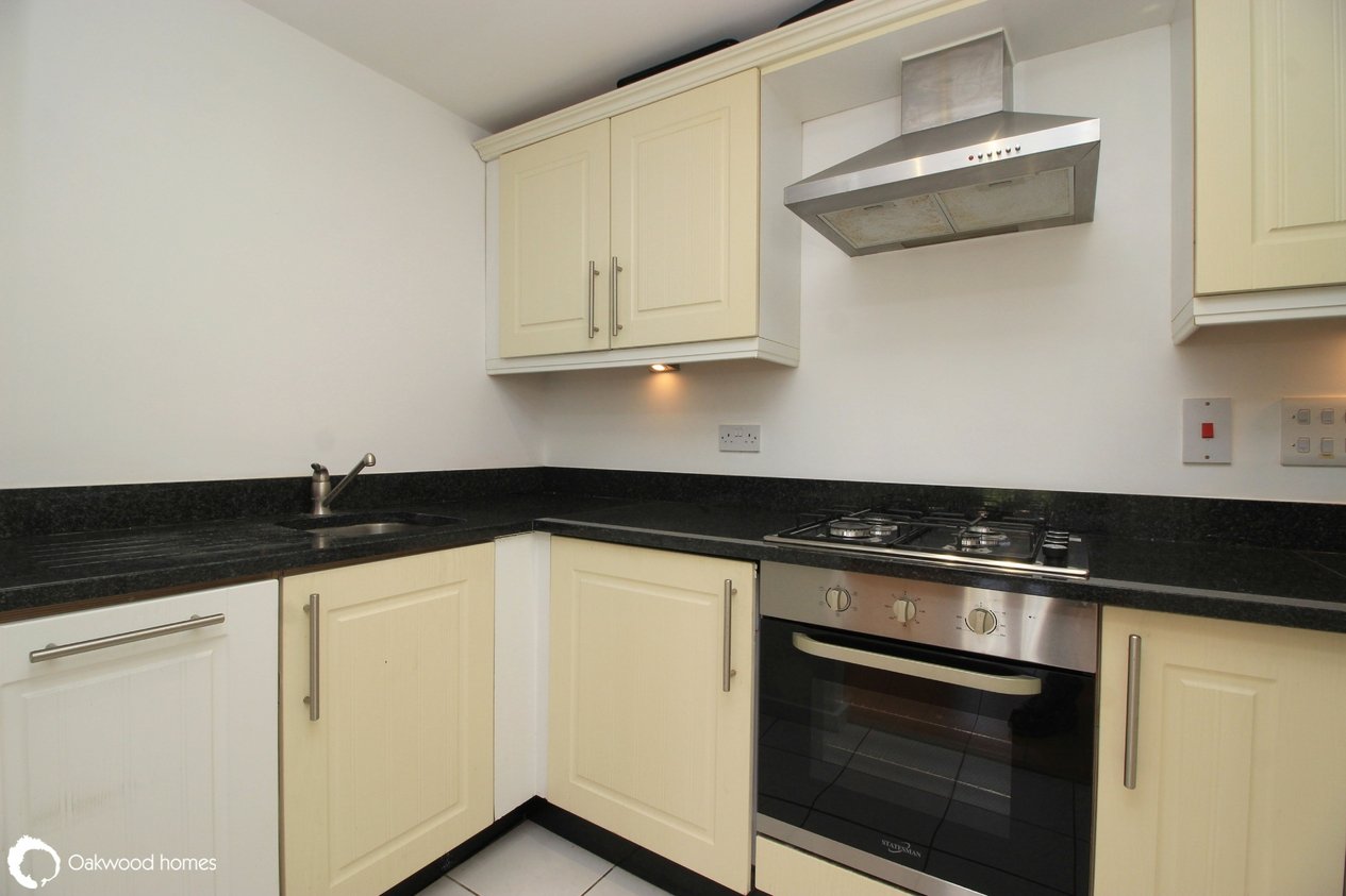 Properties Under Offer in Victoria Court Royal Sea Bathing , Canterbury Road