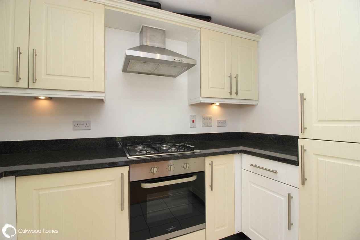 Properties Under Offer in Victoria Court Royal Sea Bathing , Canterbury Road