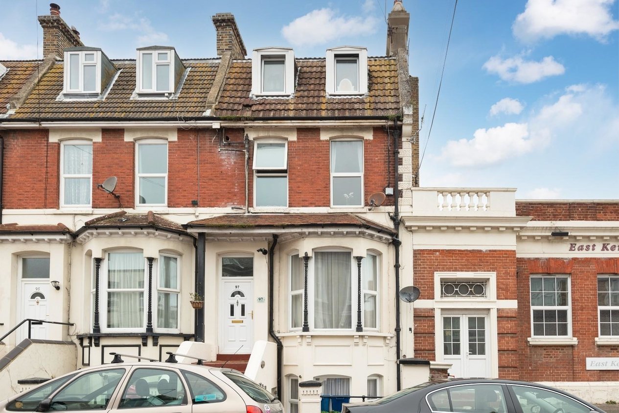 Properties Sold Subject To Contract in Victoria Road 