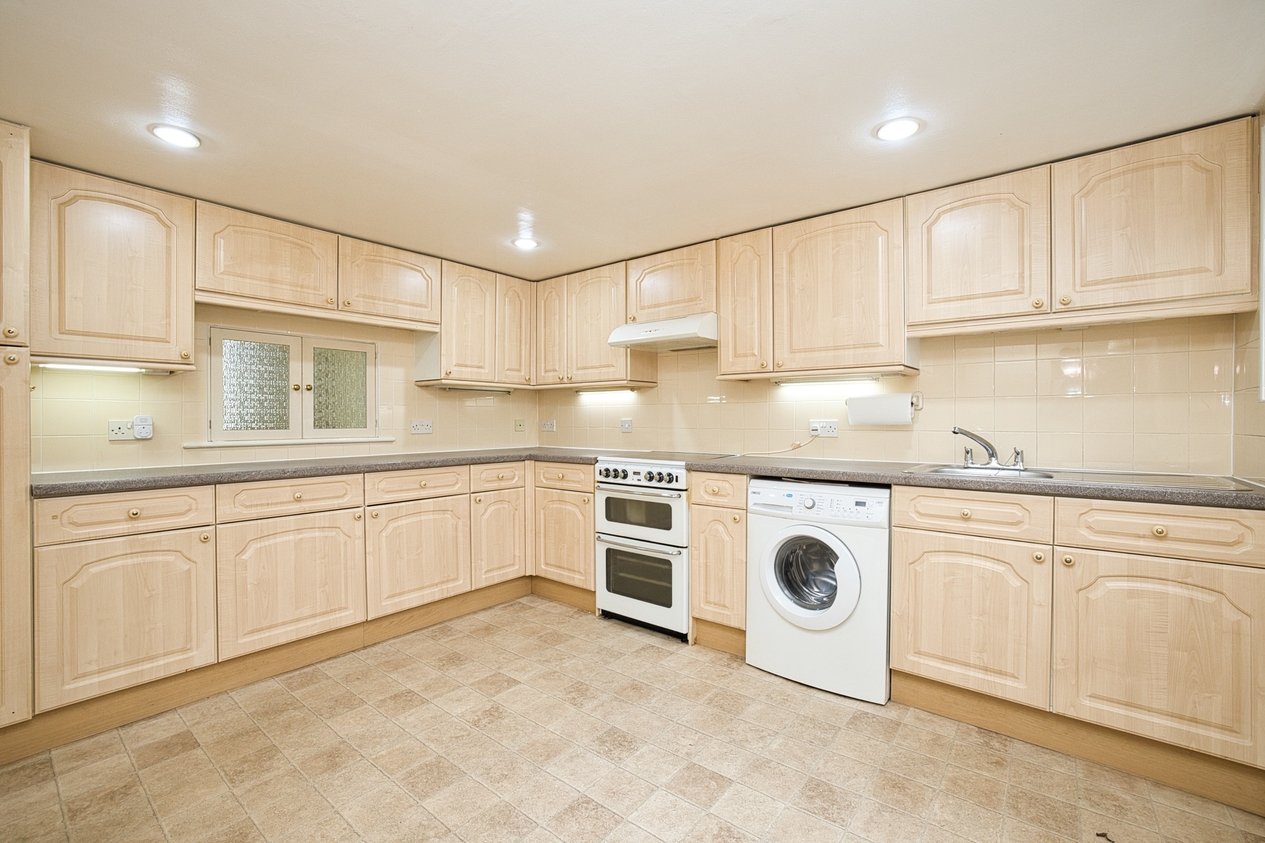 Properties Under Offer in Victoria Road Ramsgate