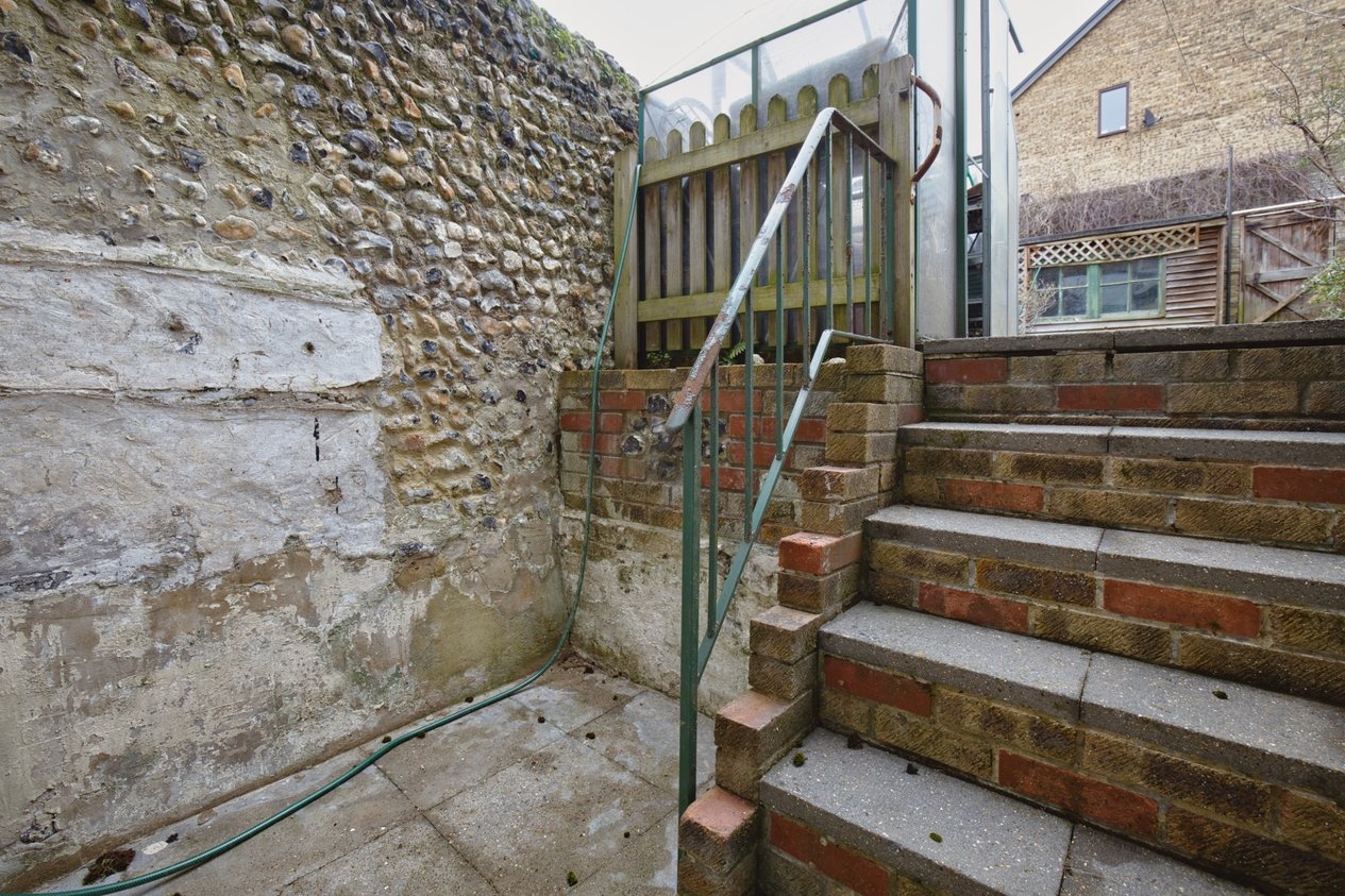 Properties Under Offer in Victoria Road Ramsgate