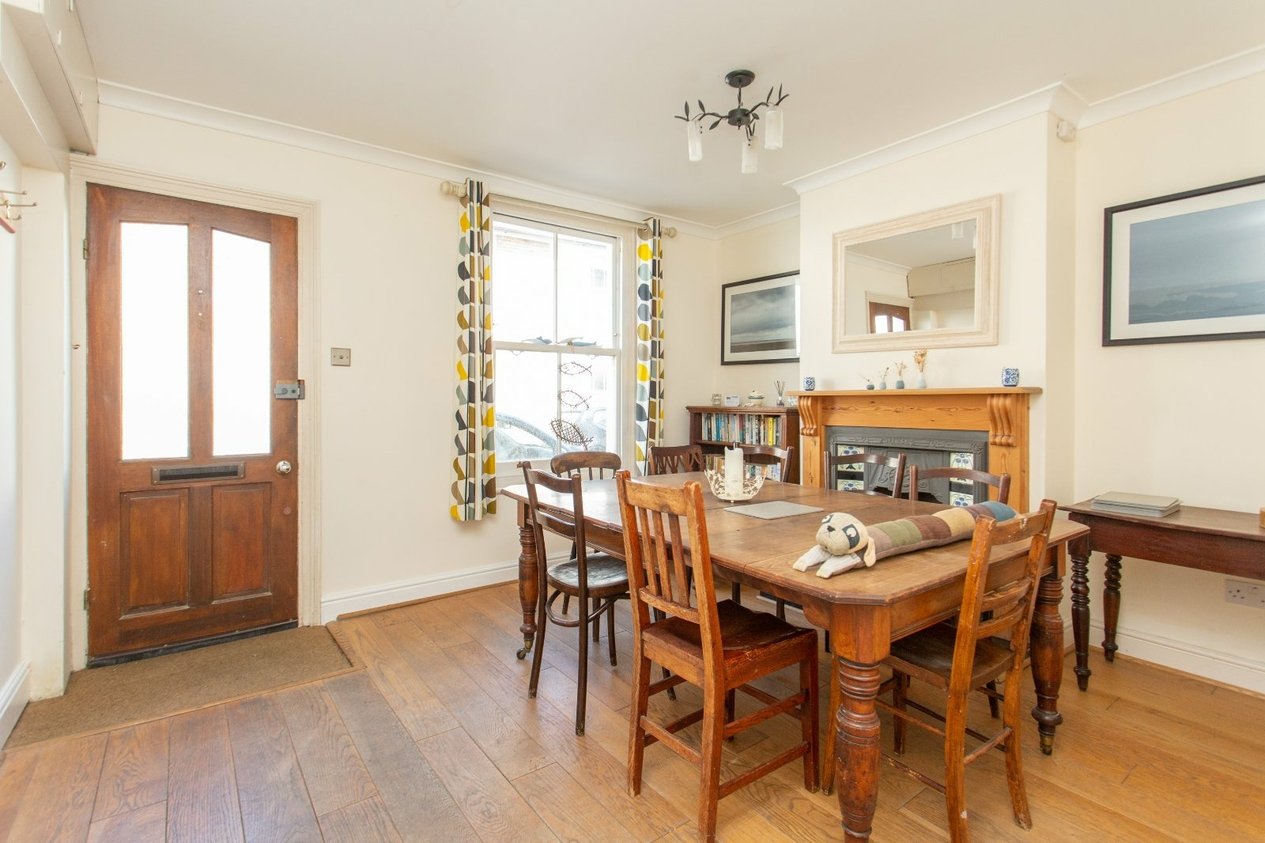 Properties Under Offer in Victoria Street Whitstable