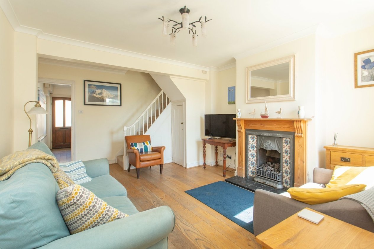 Properties Under Offer in Victoria Street Whitstable