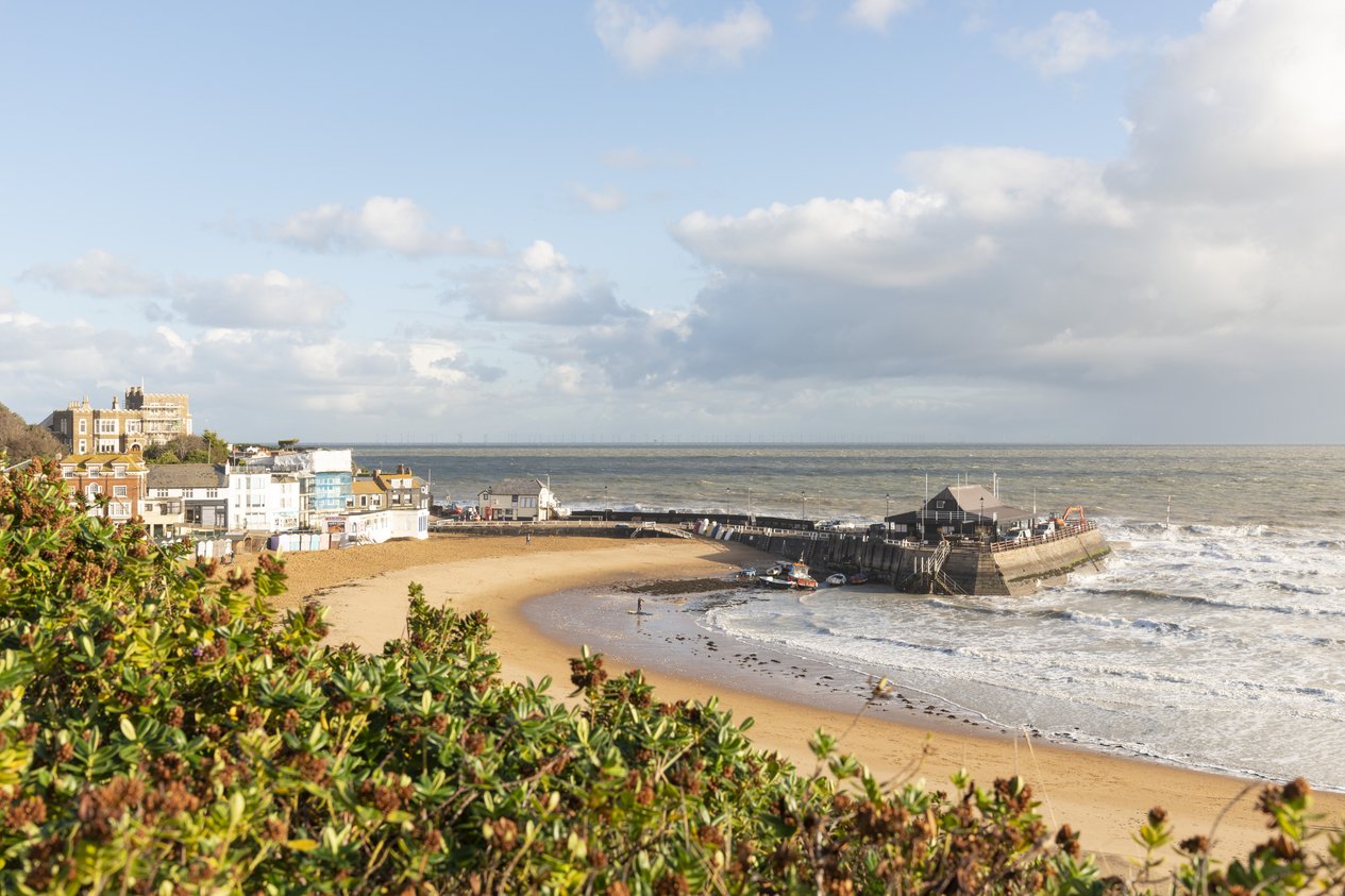 Properties Under Offer in Vincent Close Broadstairs