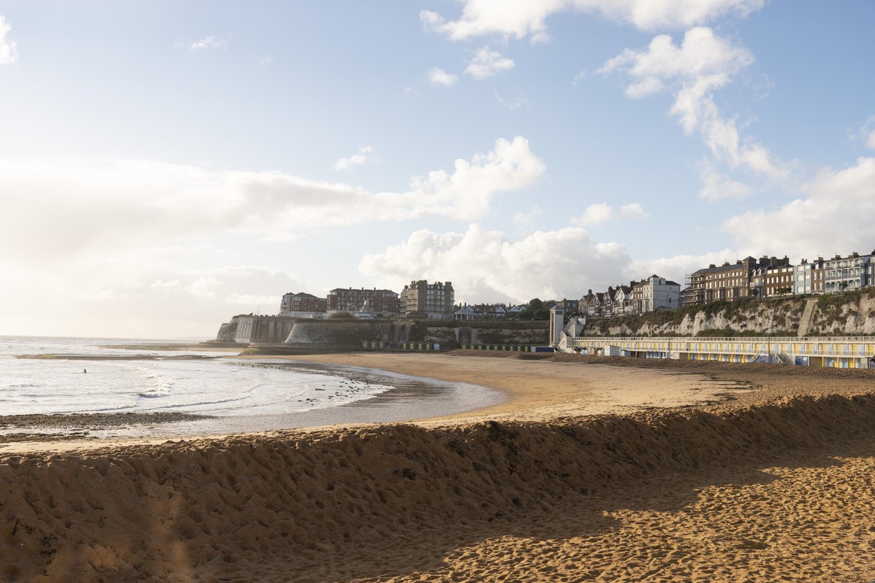Properties Under Offer in Vincent Close Broadstairs