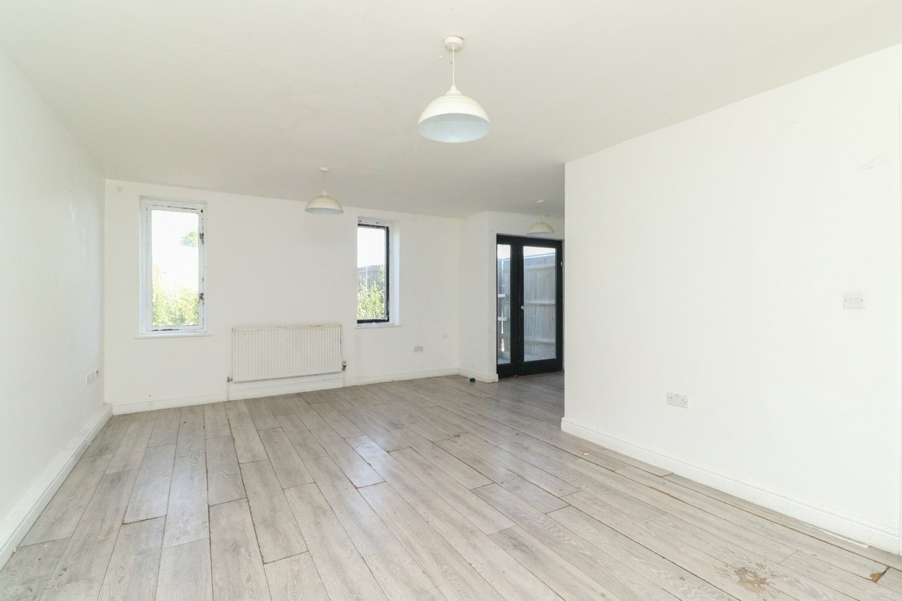 Properties For Sale in Vincent Farm Mews Margate