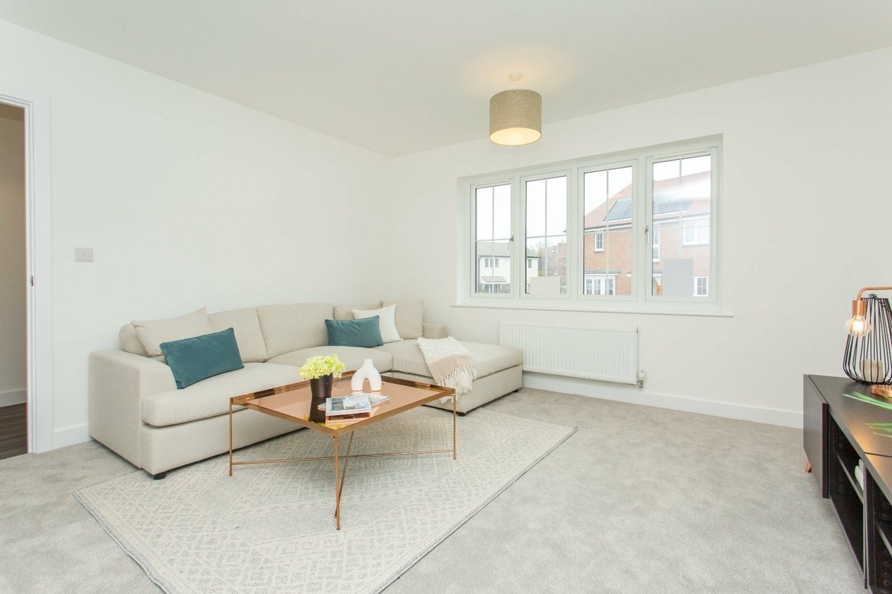 Properties Under Offer in Vulcan Close, Whitstable
