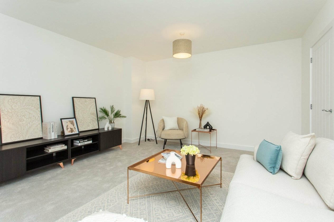 Properties Under Offer in Vulcan Close, Whitstable