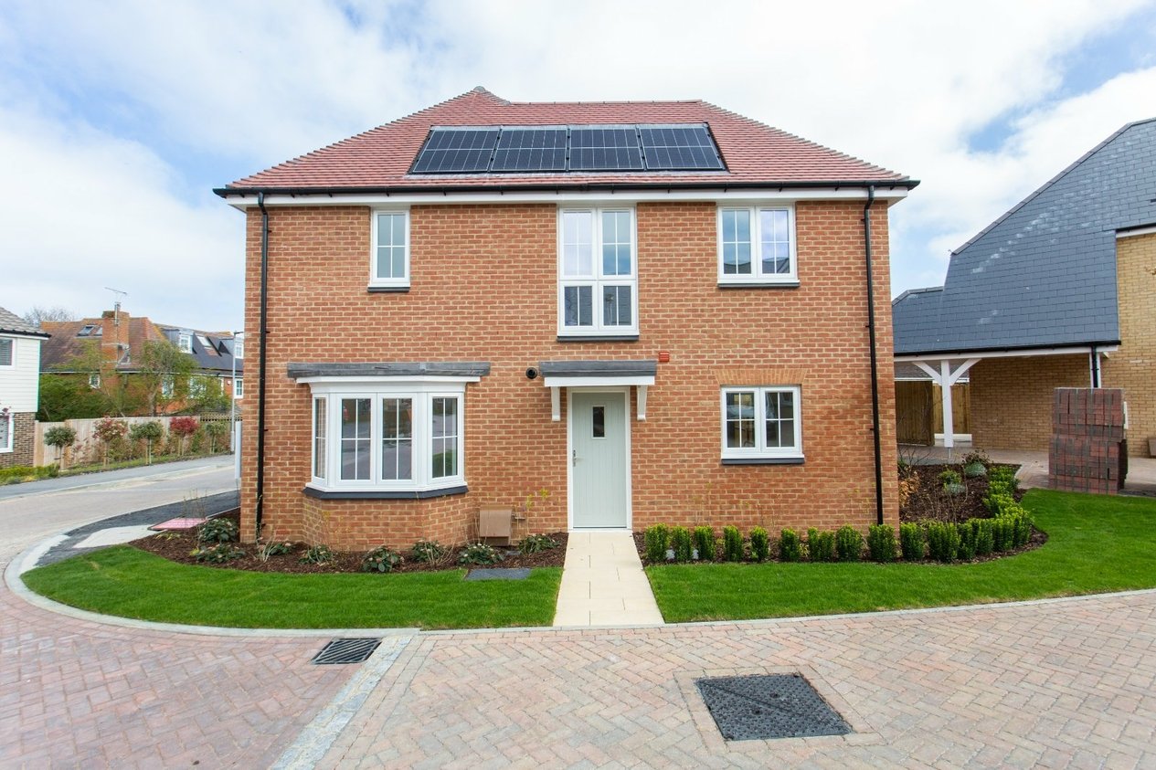 Properties For Sale in Vulcan Close Whitstable