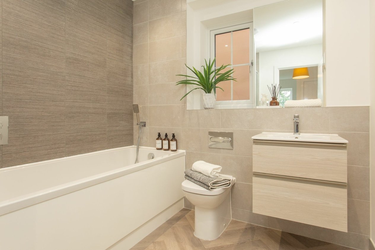Properties For Sale in Vulcan Close  Whitstable