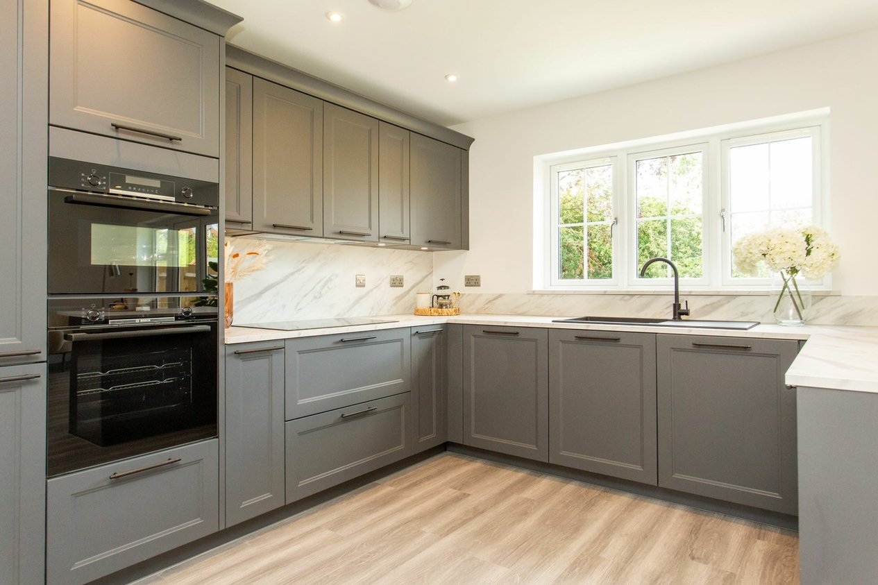 Properties For Sale in Vulcan Close  Whitstable