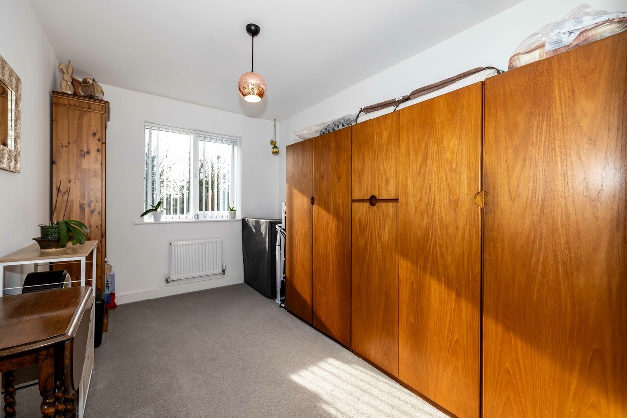 Properties For Sale in Wales Crescent Canterbury