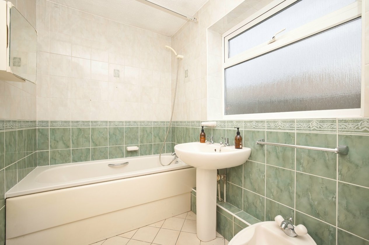 Properties For Sale in Wallace Way Broadstairs