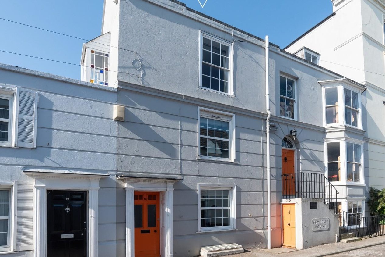 Properties Sold Subject To Contract in Walmer Castle Road Walmer