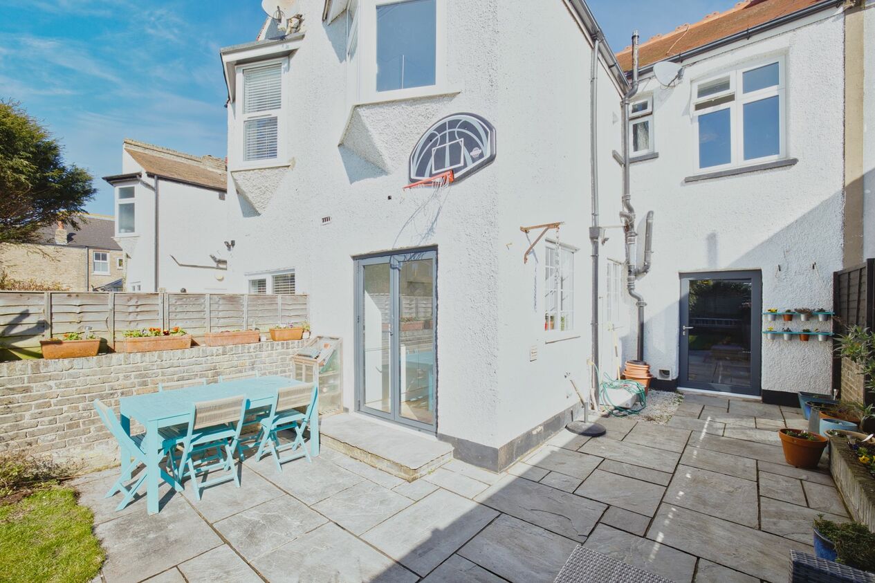 Properties For Sale in Walmsley Road  Broadstairs