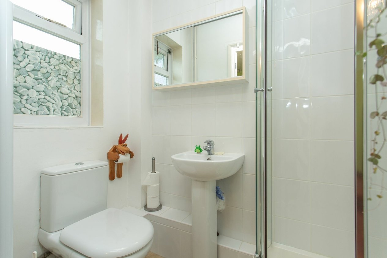 Properties For Sale in Ware  Ash