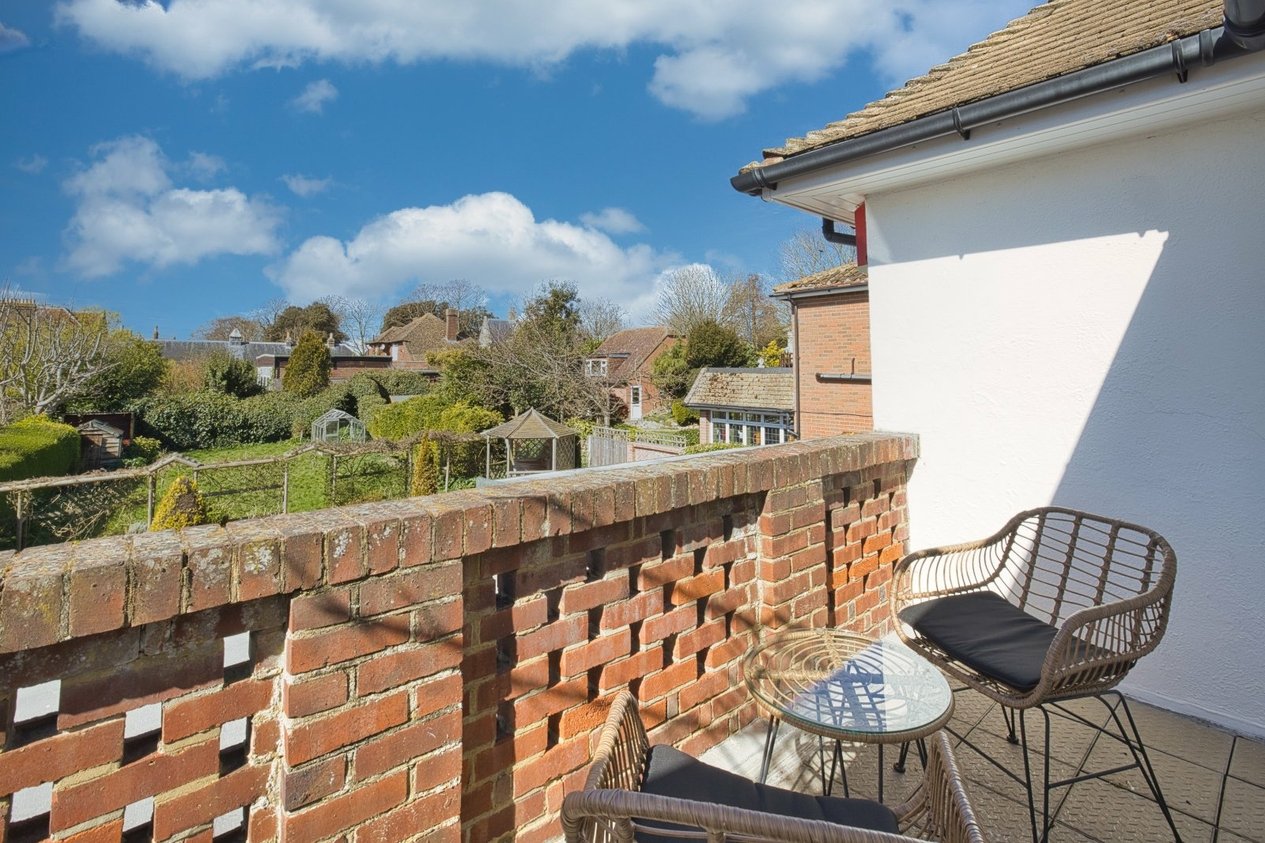 Properties Under Offer in Warre Avenue Ramsgate