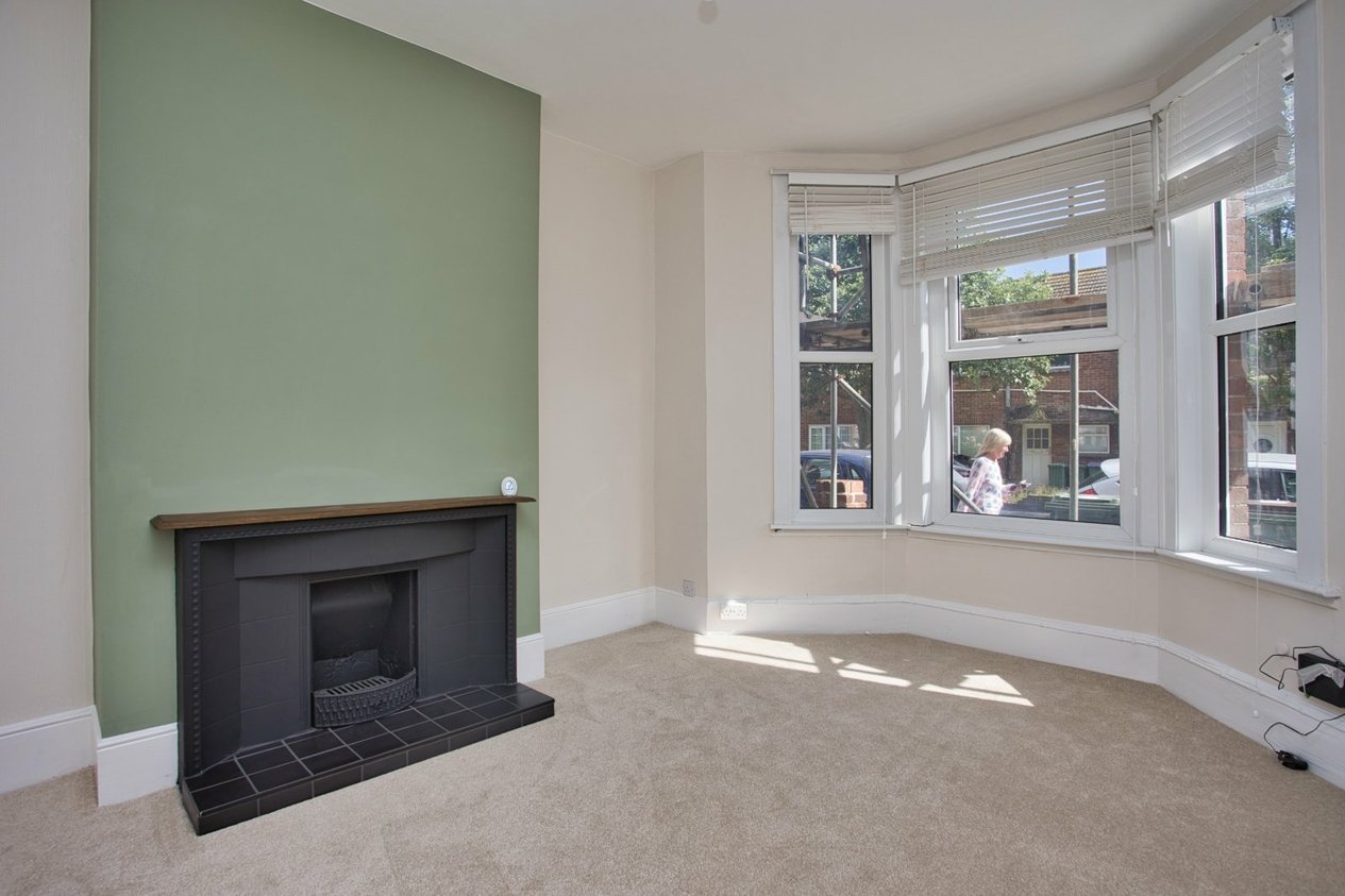 Properties For Sale in Warren Road Folkestone
