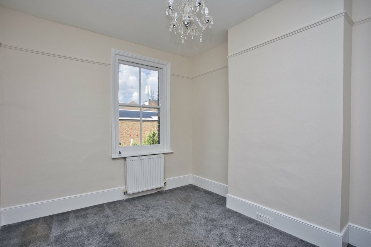 Properties For Sale in Warren Road Folkestone
