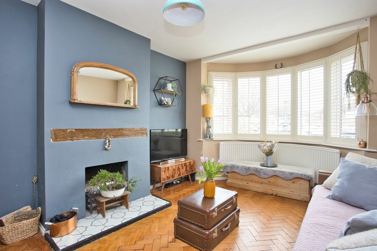 Properties For Sale in Warren Way  Folkestone