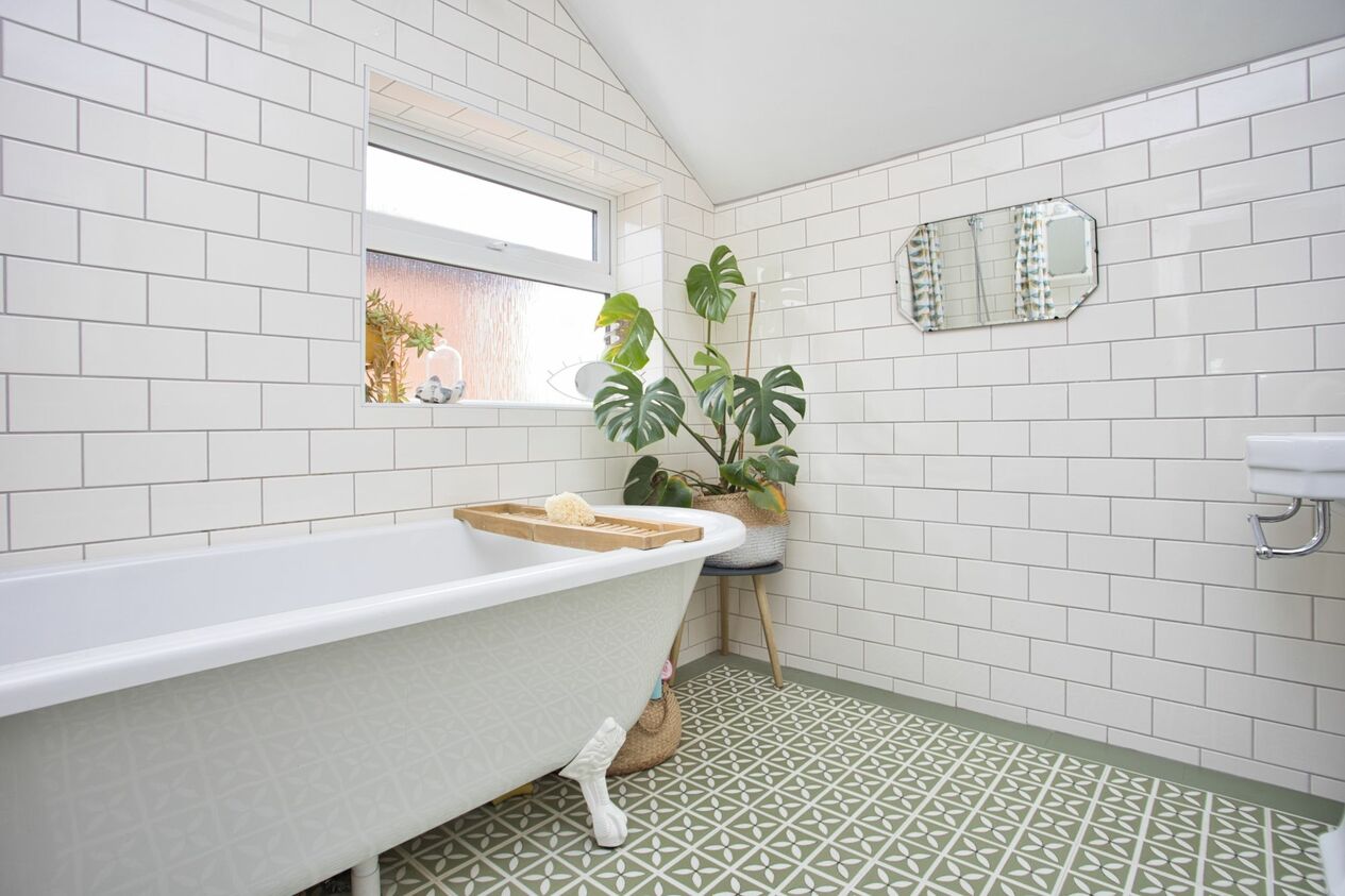 Properties For Sale in Warren Way  Folkestone