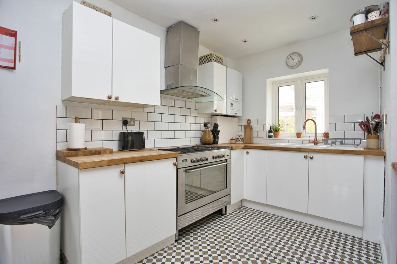 Properties For Sale in Warren Way  Folkestone