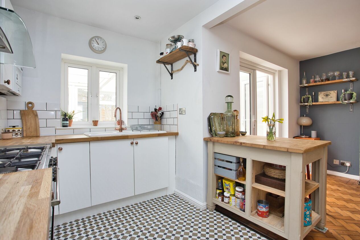 Properties For Sale in Warren Way  Folkestone