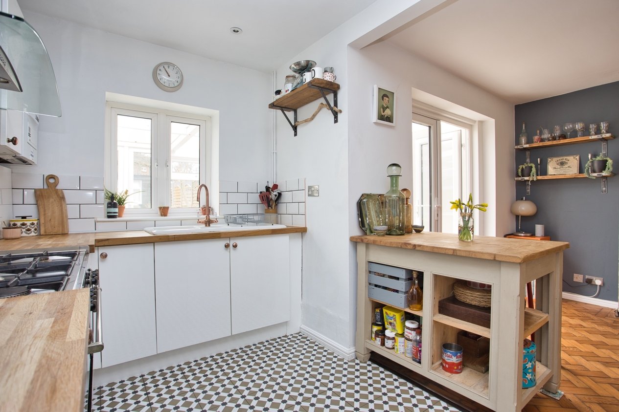 Properties Under Offer in Warren Way Folkestone