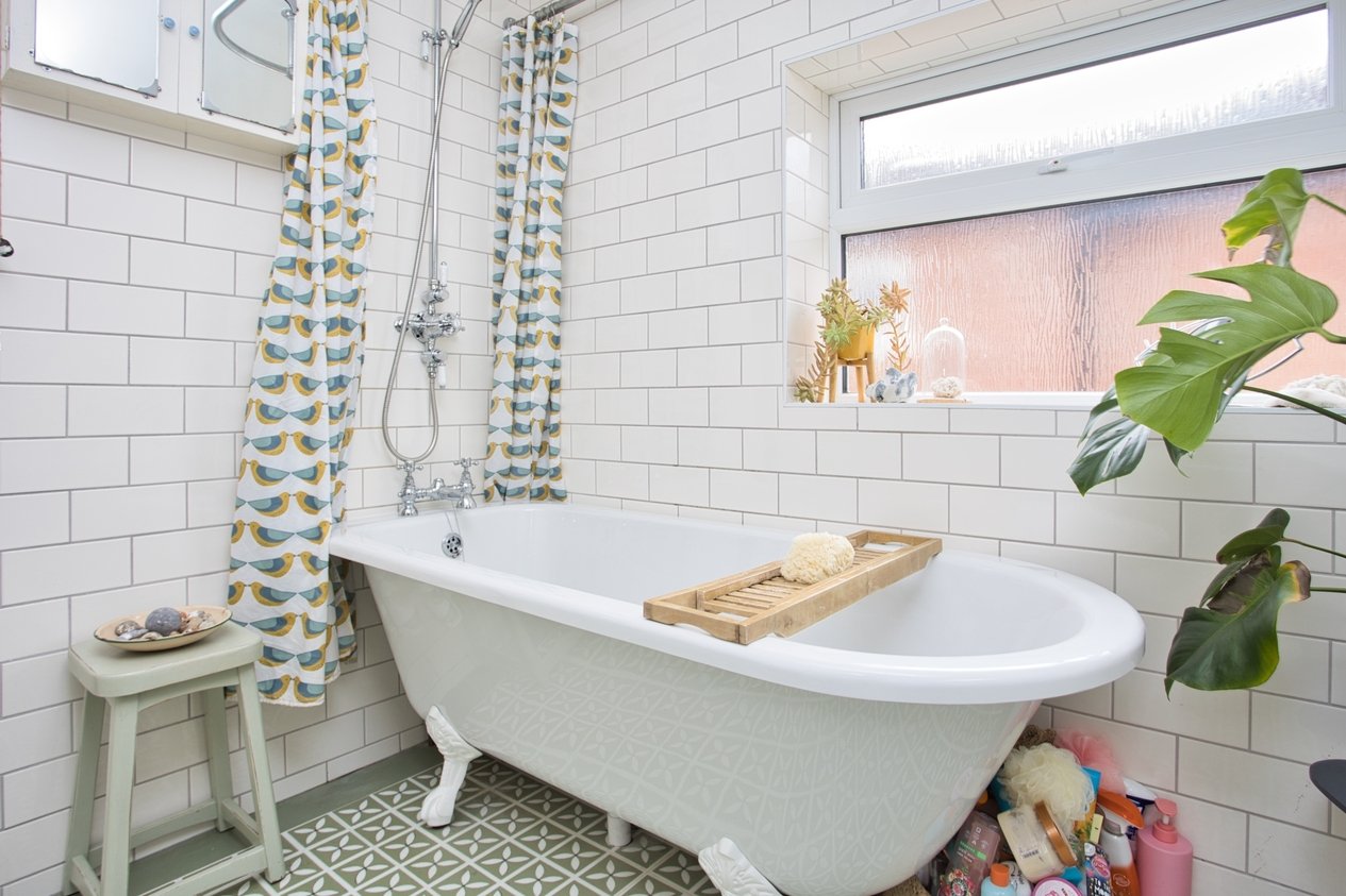 Properties Under Offer in Warren Way Folkestone