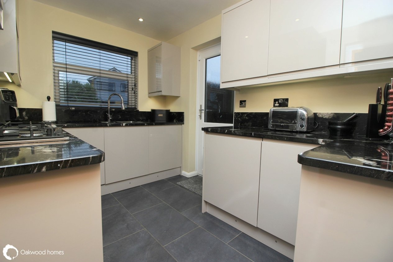 Properties Under Offer in Warwick Drive 