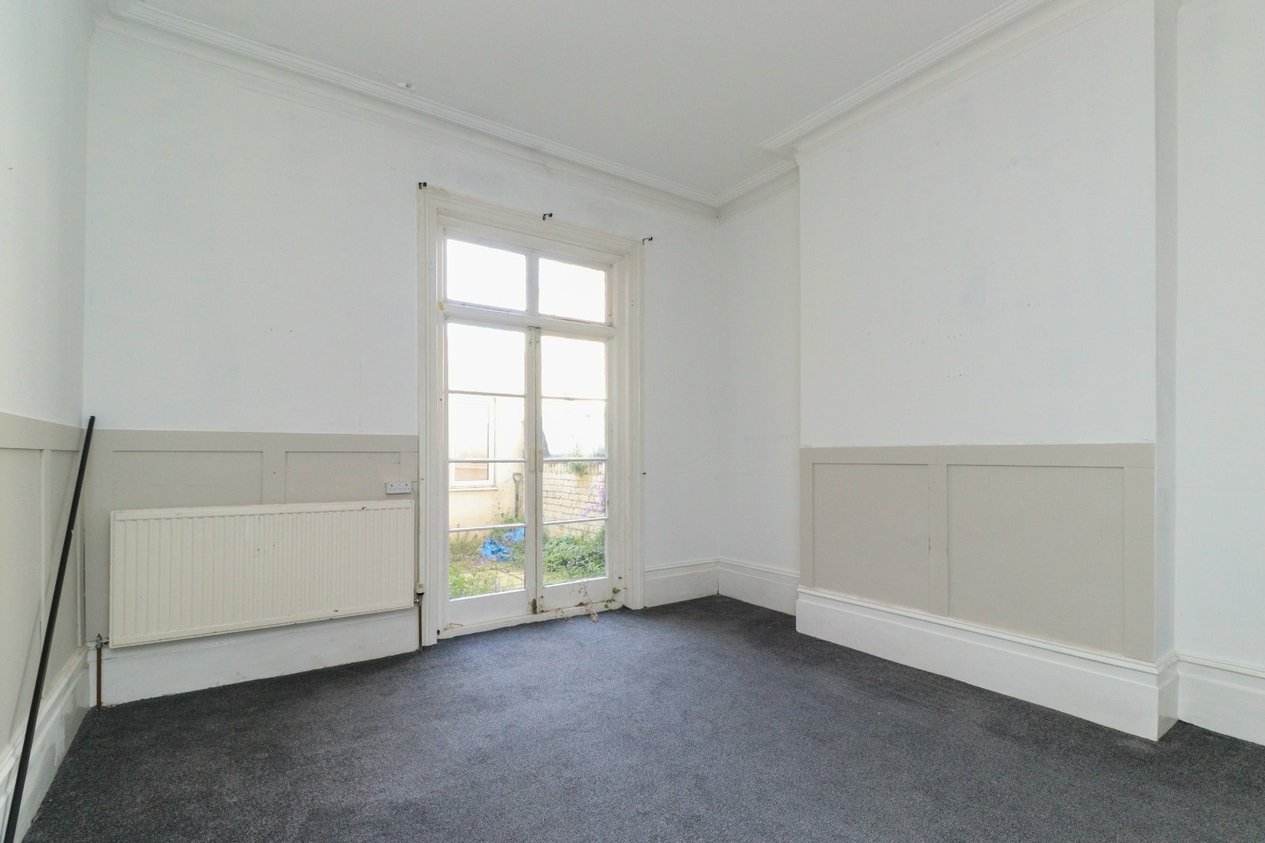 Properties For Sale in Warwick Road Cliftonville