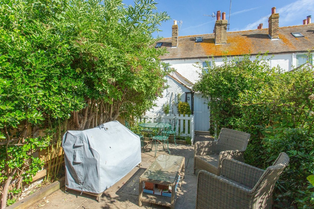 Properties For Sale in Waterloo Road  Whitstable