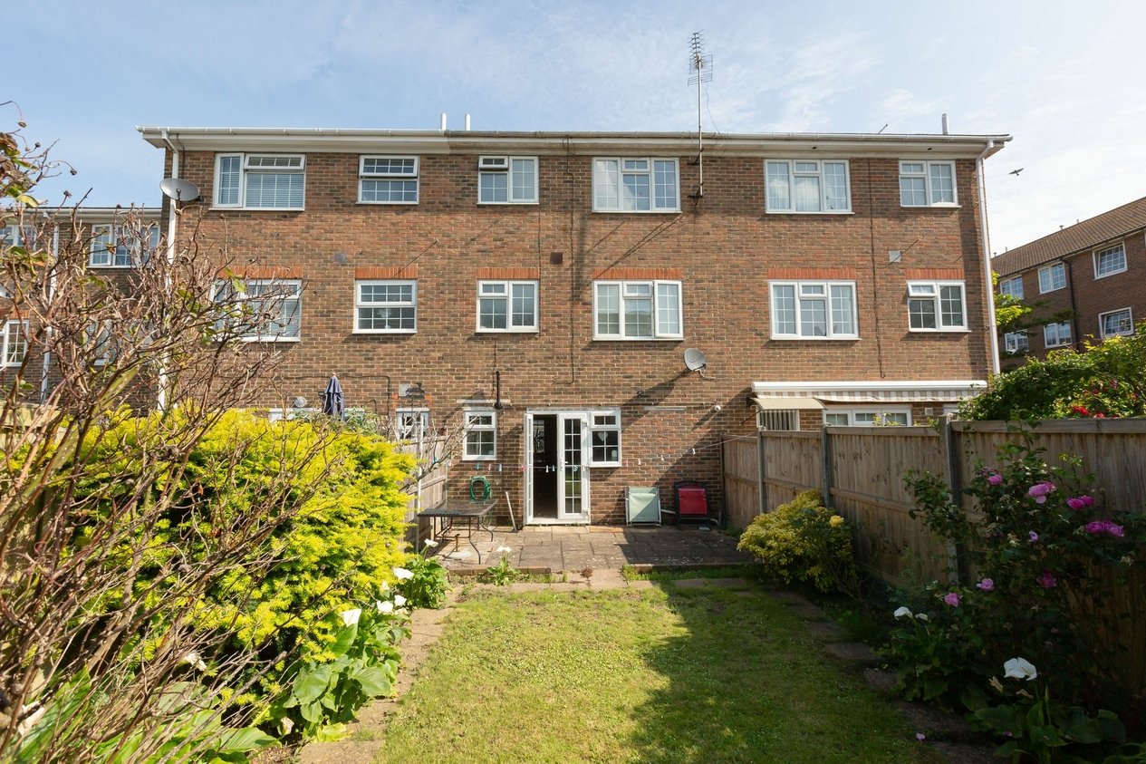 Properties For Sale in Waterside Drive  Westgate-On-Sea