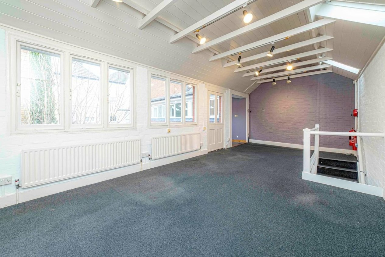 Properties To Let in Watling Street Canterbury