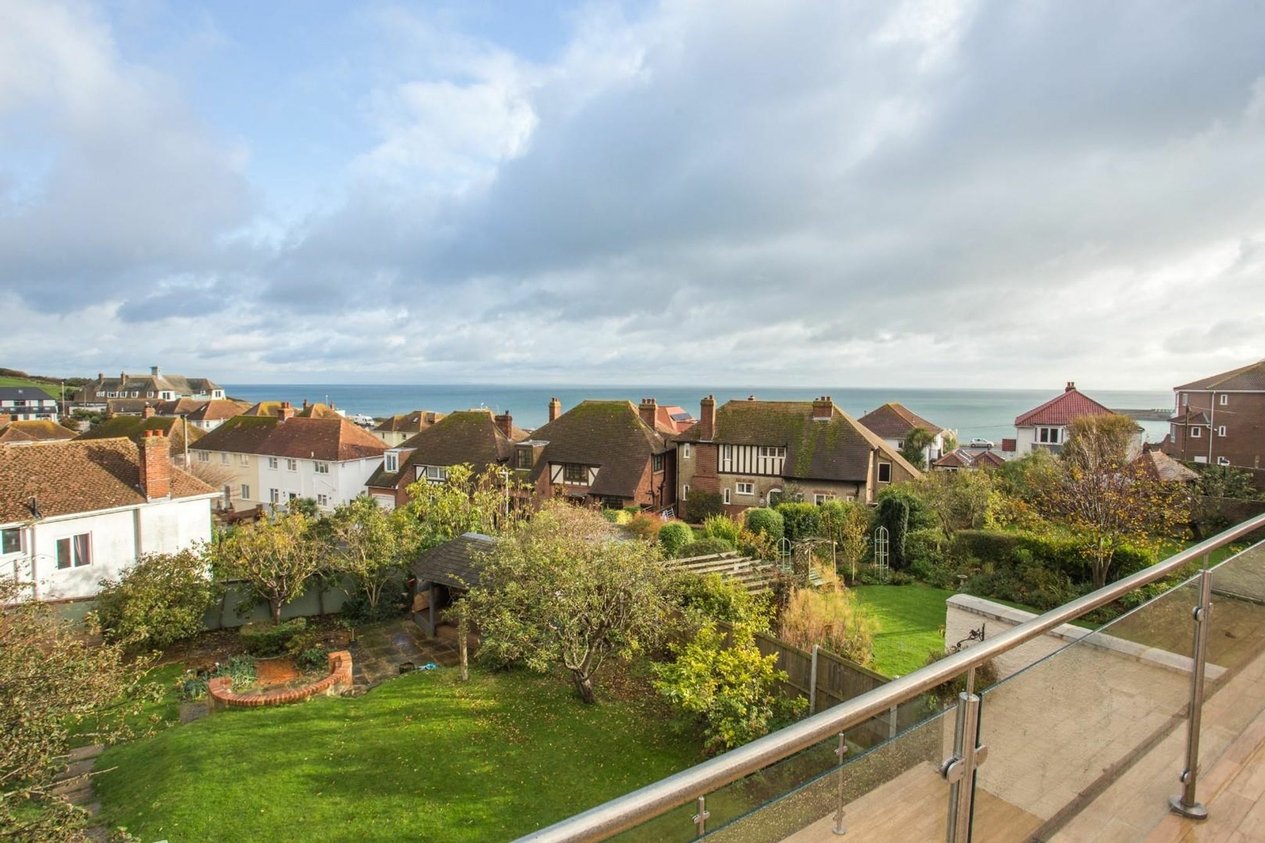 Properties For Sale in Wear Bay Crescent  Folkestone