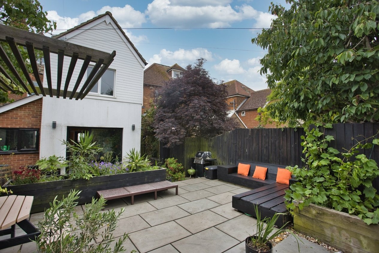 Properties For Sale in Wear Bay Road Folkestone