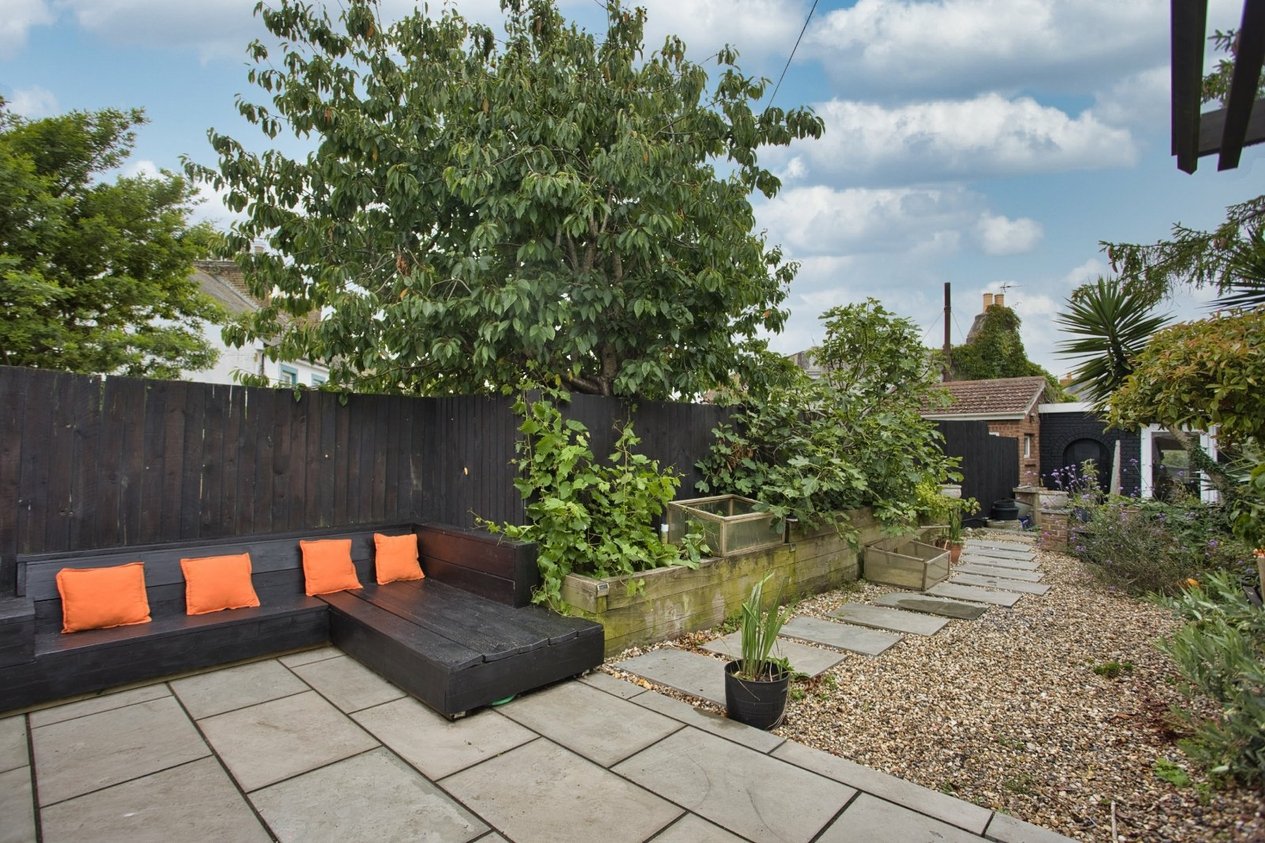Properties For Sale in Wear Bay Road Folkestone