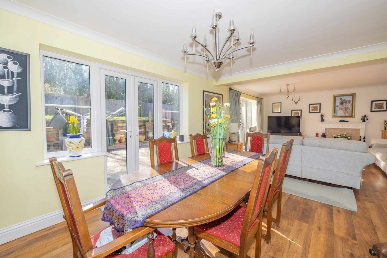 Properties For Sale in Weatherall Close  Dunkirk