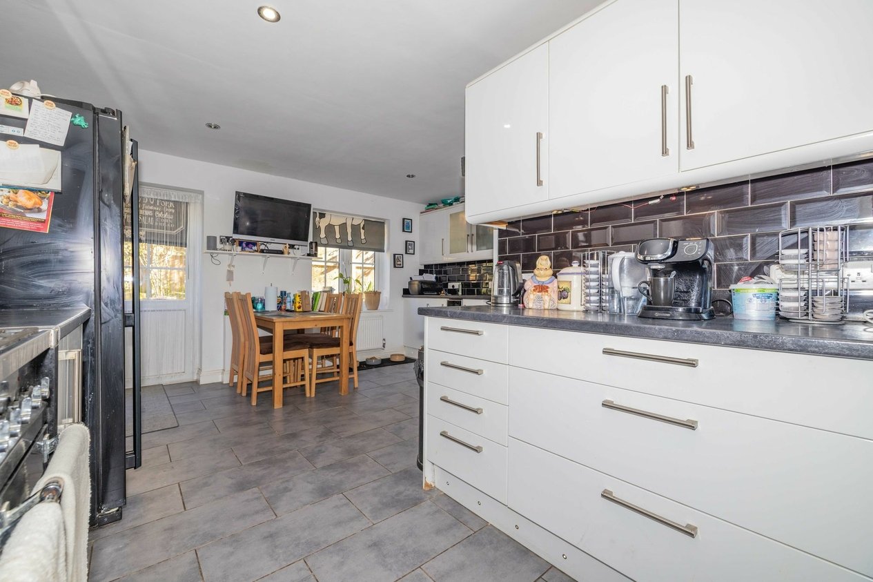 Properties For Sale in Weatherall Close  Dunkirk