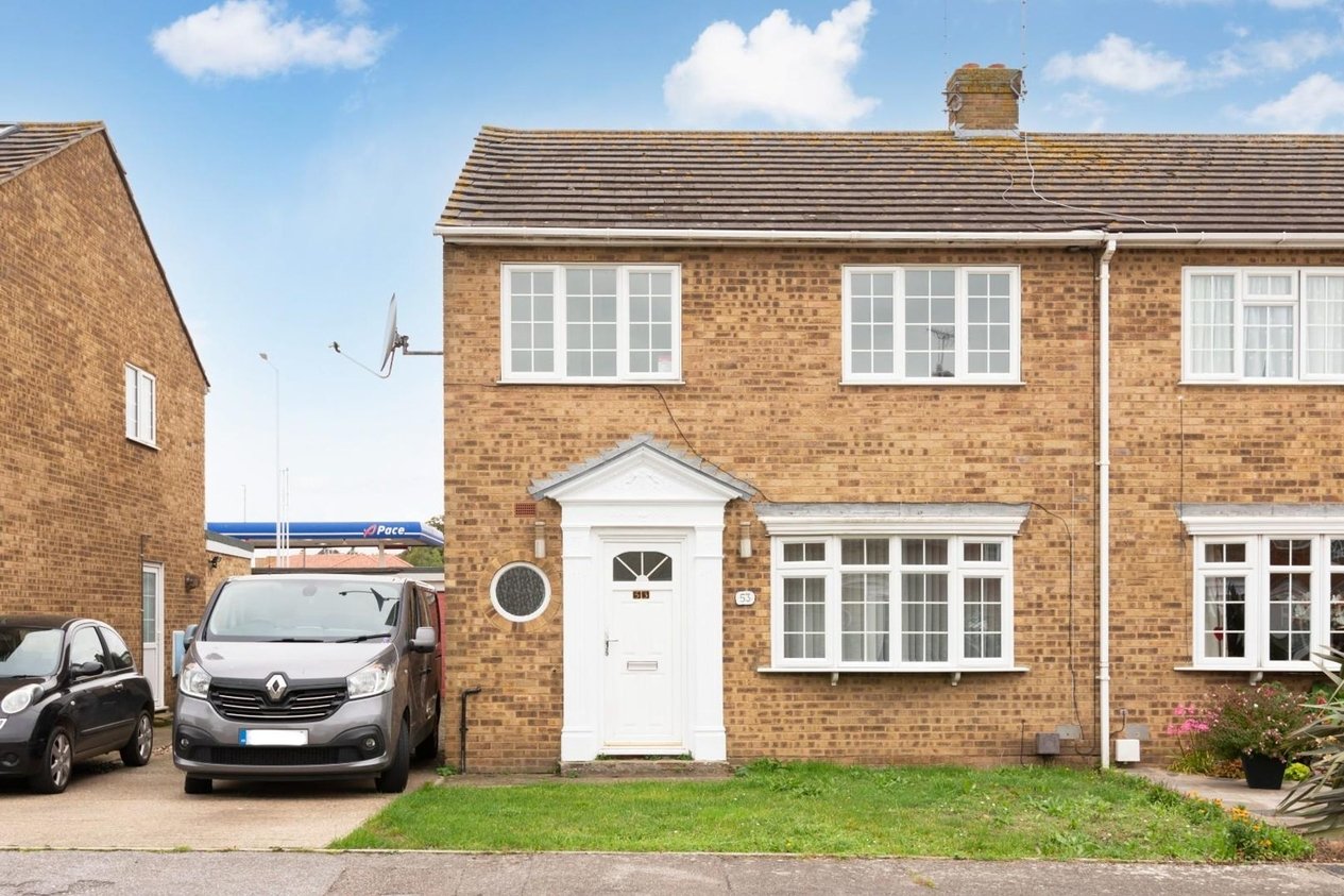 Properties For Sale in Weatherly Drive  Broadstairs