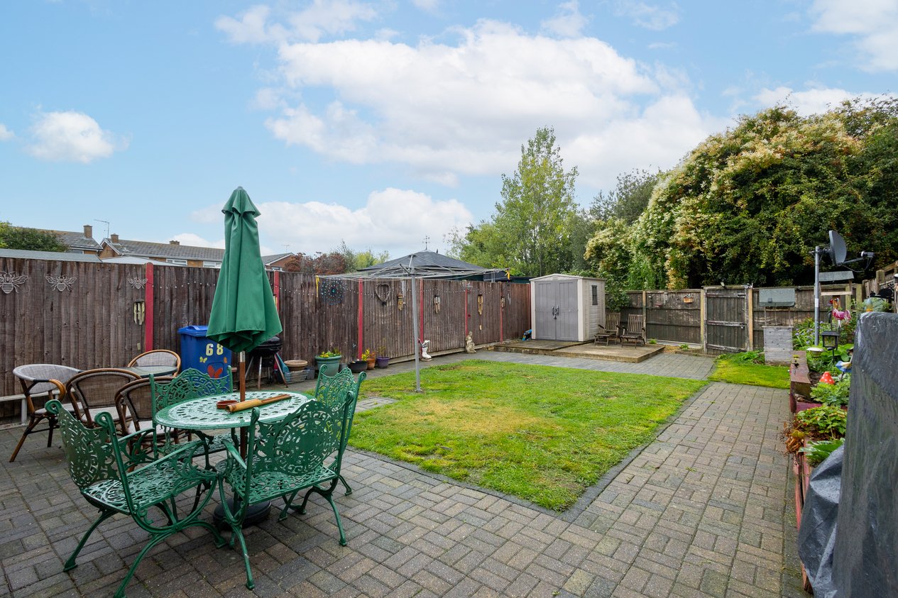 Properties Under Offer in Wells Way Faversham
