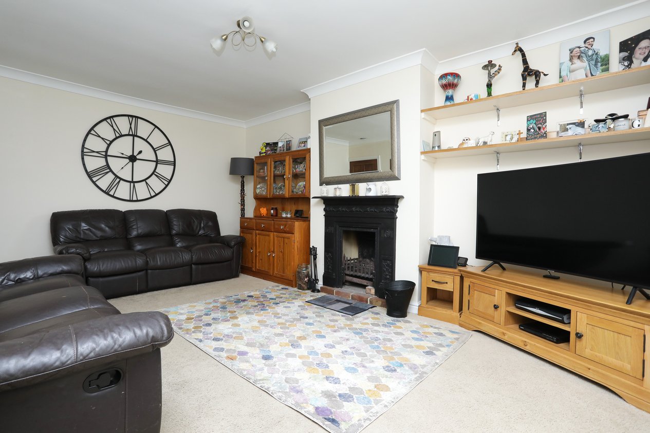 Properties Under Offer in Wells Way Faversham