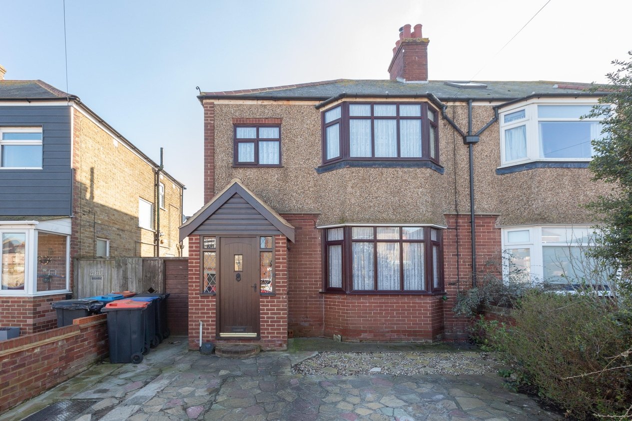 Properties For Sale in Welsdene Road Margate